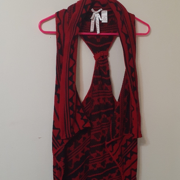 Large red & black cardigan - Picture 2 of 7